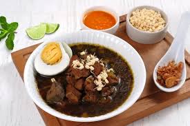 Rekomendasi Tempat Makan Rawon Lezat di Dekat UIN Malang
