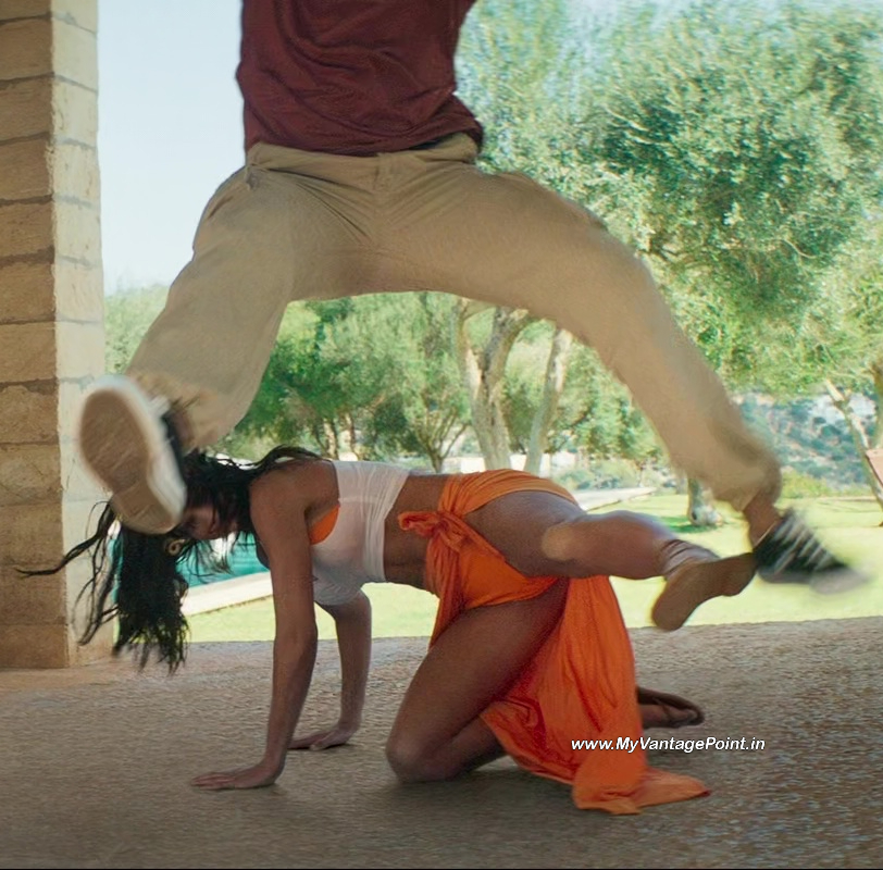 41-Deepika-Padukone-Hot-Scene-in-Pathaan-Movie-with-Shah-Rukh-Khan-My-Vantage-Point