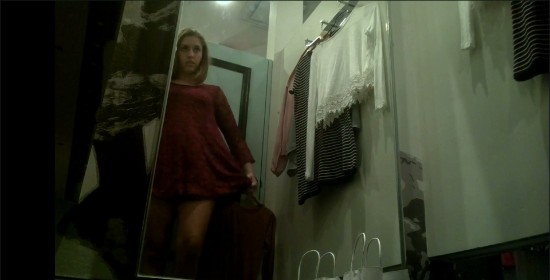 [Image: Voyeur15345091237.jpg]