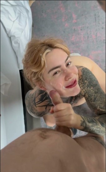 [Image: Cumshots21999122858.jpg]