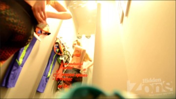[Image: Voyeur17395080108.jpg]