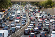 https://i.postimg.cc/sBhXhbpF/traffic-jam-1050x700.jpg
