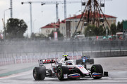 [Imagen: f1-gp-russia-sochi-qualifiche-200.jpg]