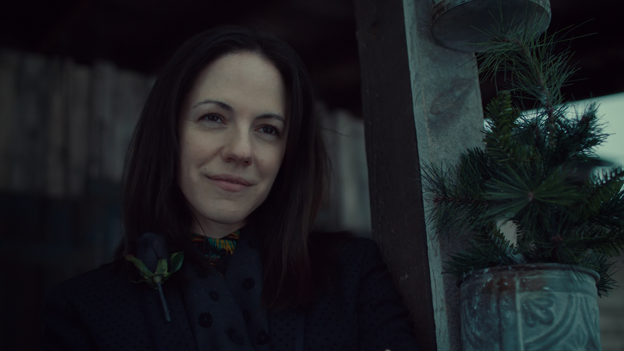 Wynonna.Earp.S03E10.The.Other.Woman.1080p.10bit.BluRay.AAC5.1.HEVC-Vyndros.mkv_snapshot_09.08_[2020.