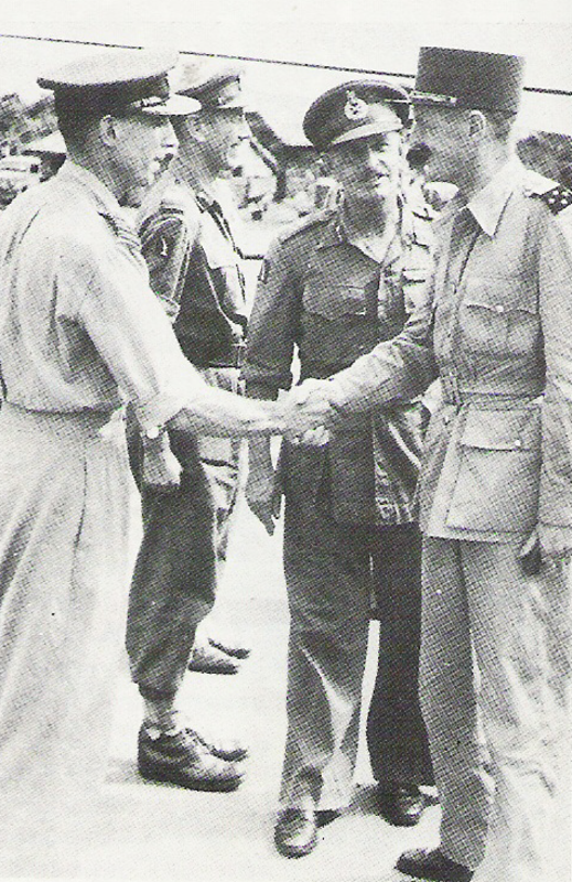 Leclerc y su columna se apoderan del oasis de Koufra en Libia, retenido por los italianos. 1 de marzo de 1941 Leclerc y su columna se apoderan del oasis de Koufra en Libia, retenido por los italianos. 1 de marzo de 1941