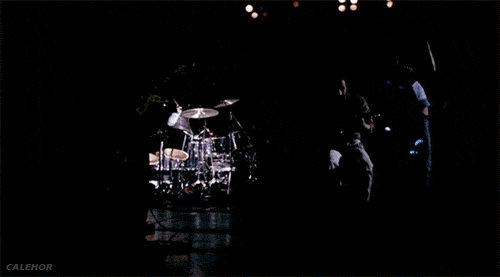 https://i.postimg.cc/sD153zz4/tumblr-mnt6n968j-W1s5b9m4o1-500.gif