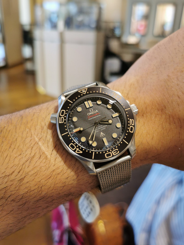 73E2E38C-3578-4A56-AF9E-FF472591DF04