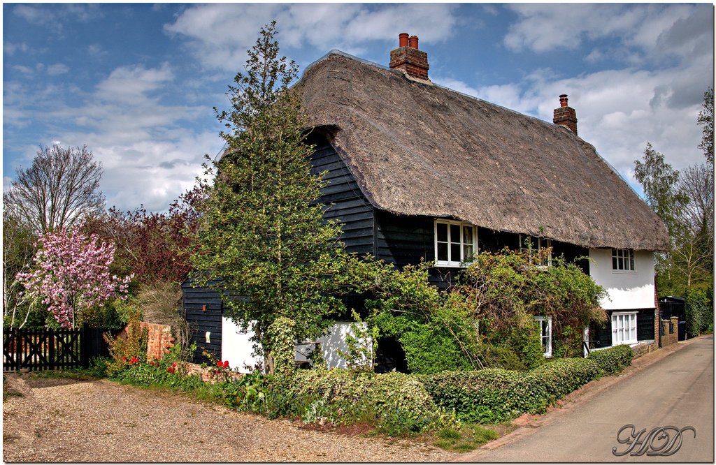 House-thatched-house-perry-HD.jpg