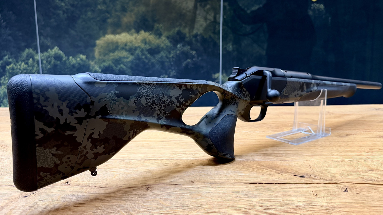 R8-Camo-4