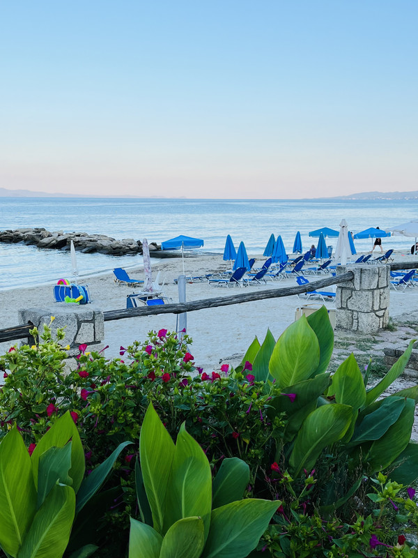 136B7E41-C250-45E4-BF95-19038B2FB86F