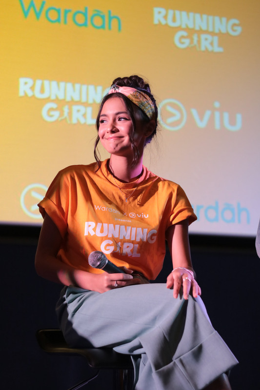 Running Girl adalah Short Series Pertama Amanda Rawless