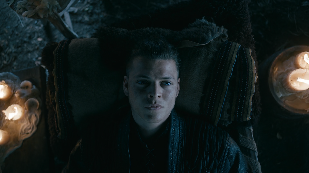 Vikings.S06E18.It's.Only.Magic.1080p.10bit.AMZN.WEB-DL.AAC5.1.HEVC-Vyndros.mkv_snapshot_13.03_[2021.