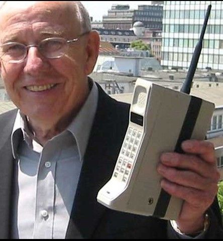 vintagemobile-phone.jpg