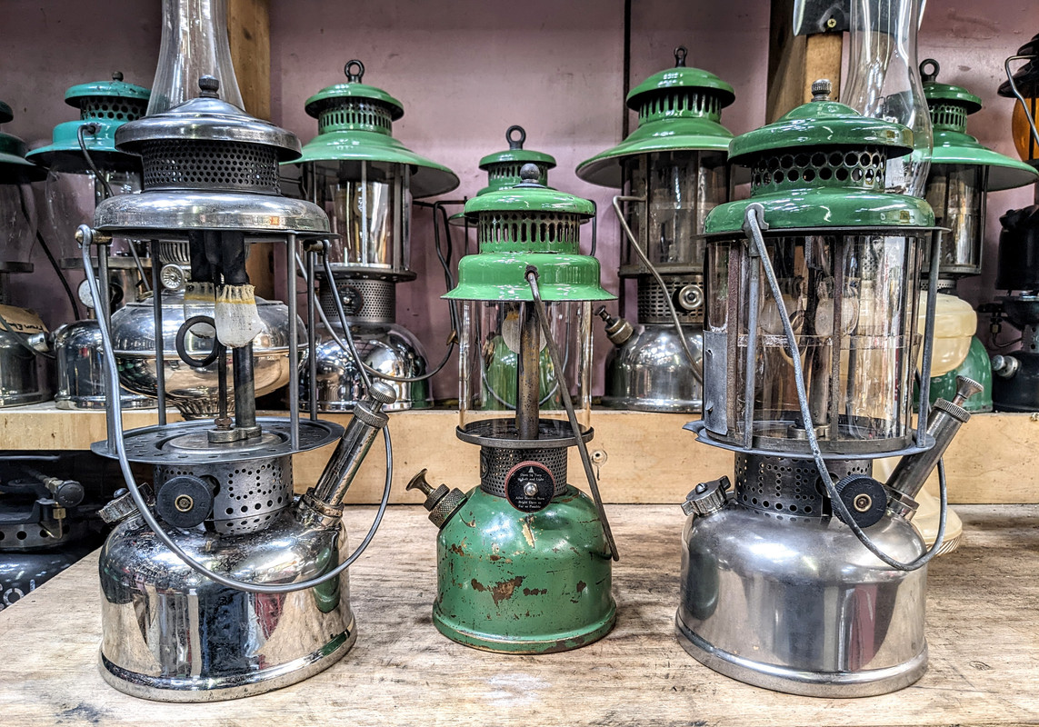 PXL_20221206_220732983~2