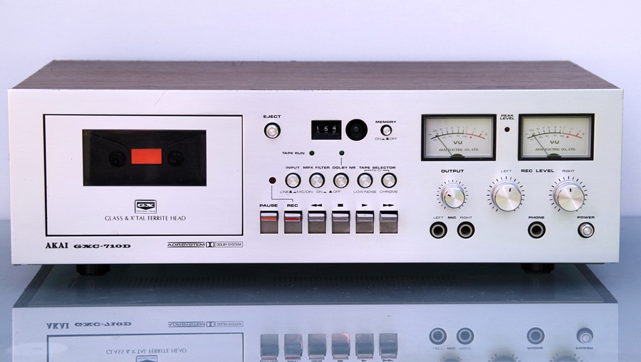 [Bild: Akai-GXC-710-D-1x.jpg]