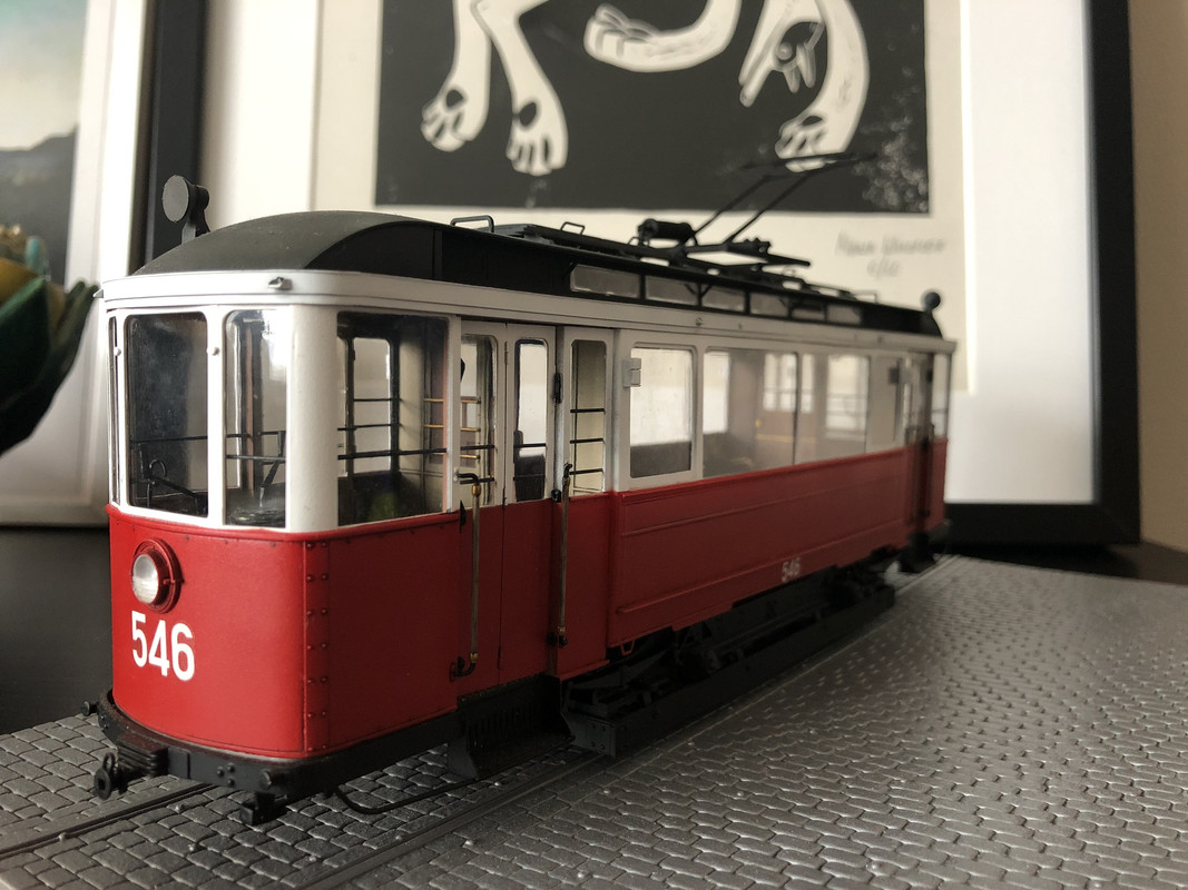 CD9249DE-BDCA-47CC-80B0-09A0621FE870