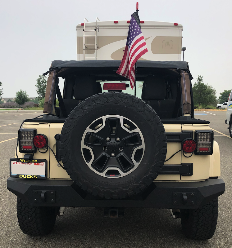 How I mounted a Flag on my Jeep Wrangler 