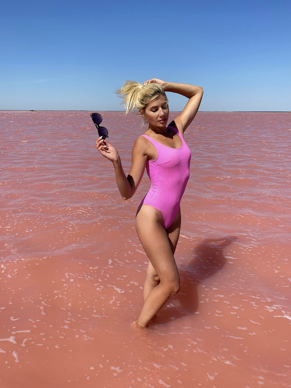 272DAD96-9765-4E42-B6FF-FBC1AB65447A