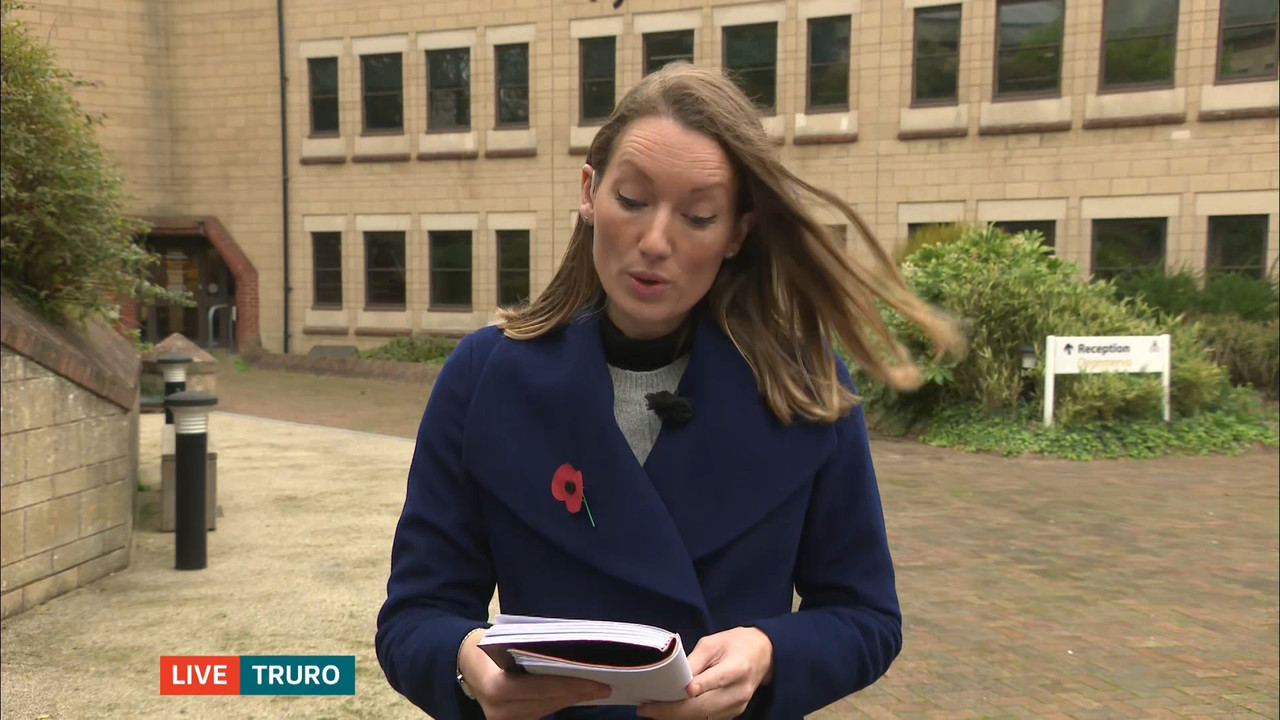 ITV Lunchtime News_20221031_13301355.ts_snapshot_11.57.257