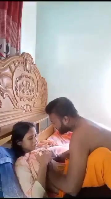 Bangladeshi Wife Sex with Hubby