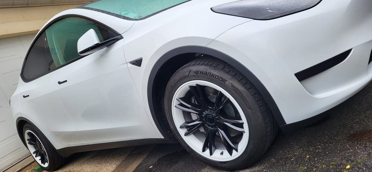 WhatsApp Image 2023-12-25 à 12.16.02_0211545c