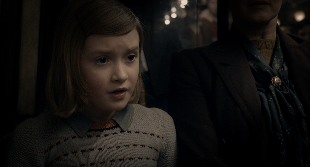 Darkest Hour (2017).mkv_snapshot_01.43.55_[2018.02.20_20.02.16]