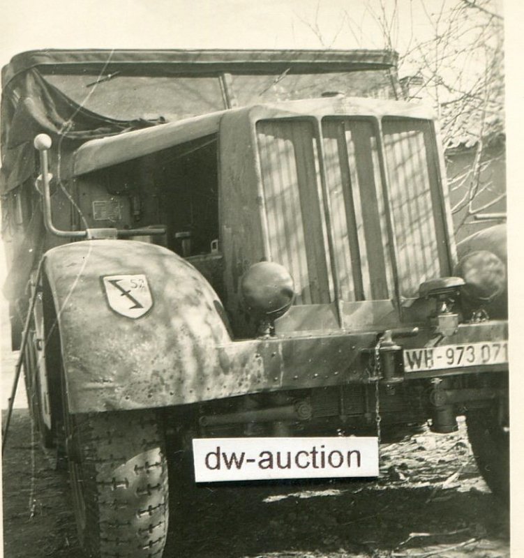 Sturmgeschütz Abt. 249 , SdKfz Halbkette mit Div