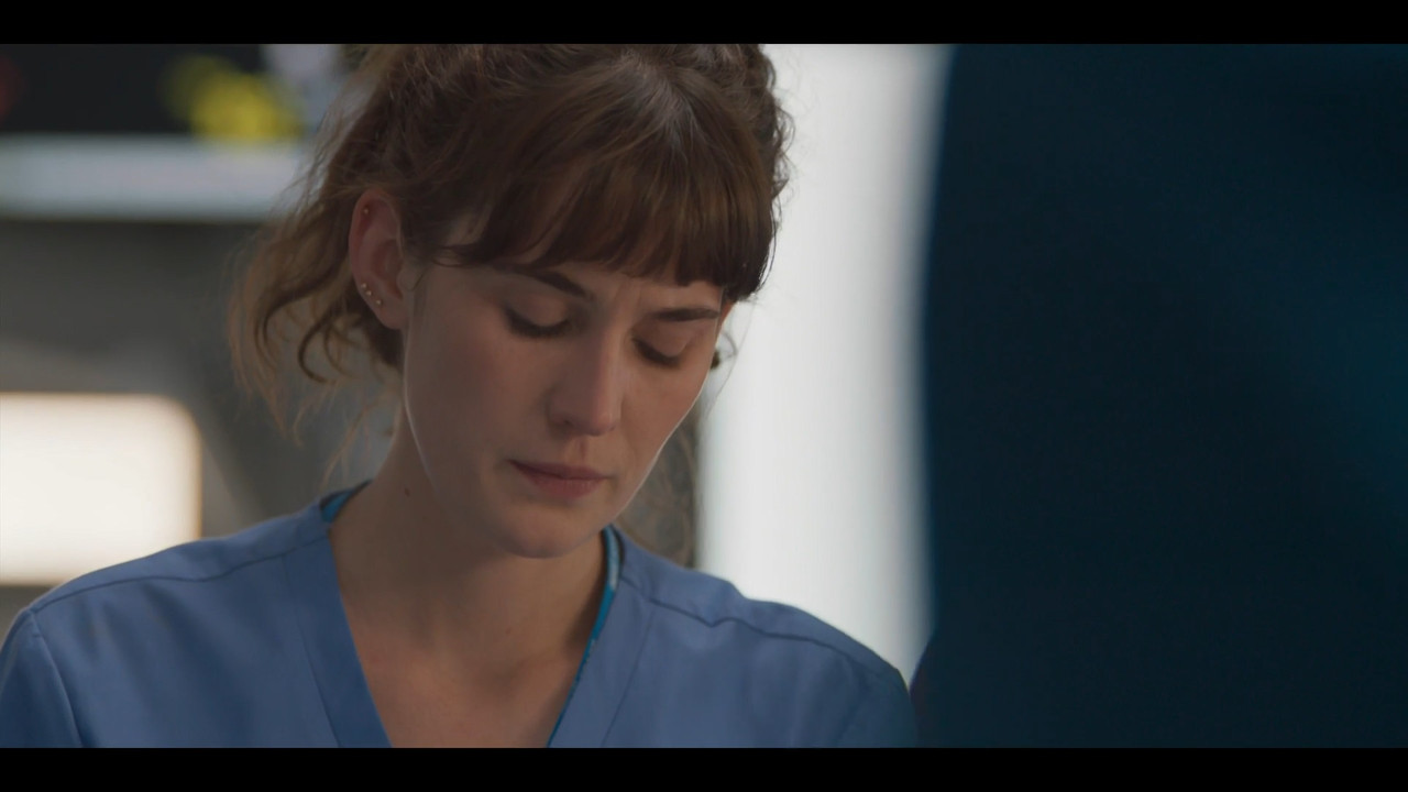 2023-04-08_21_35_BBC1_Casualty_37x26_Welcome-to-the-Warzone.mp4_snapshot_00.29.36.561
