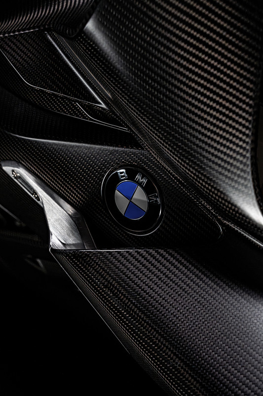 P90599086_highRes_bmw-motorrad-concept