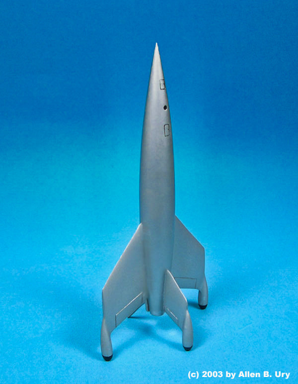 LUNAR MODELS LUNA (5)