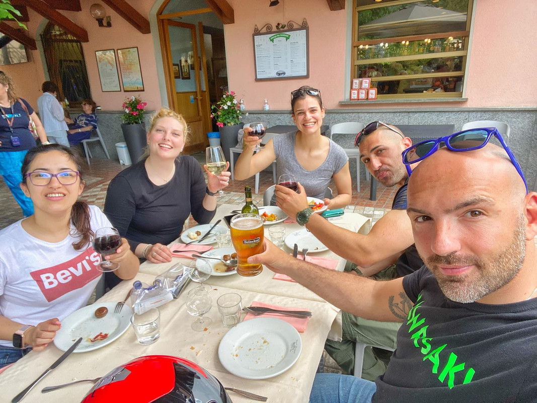 70B9EE9D-FEDD-4D6A-B788-3B1FAA8A460F