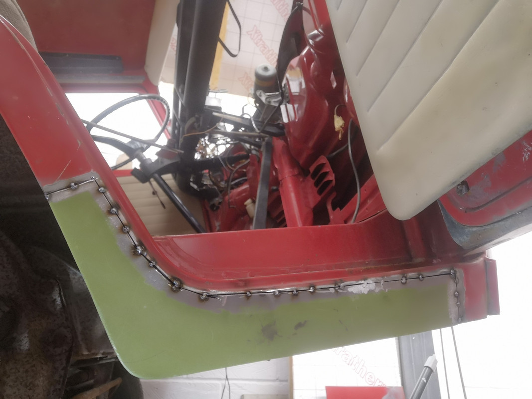 D4B7FC0F-FF7F-456A-B56A-4E44569A025F