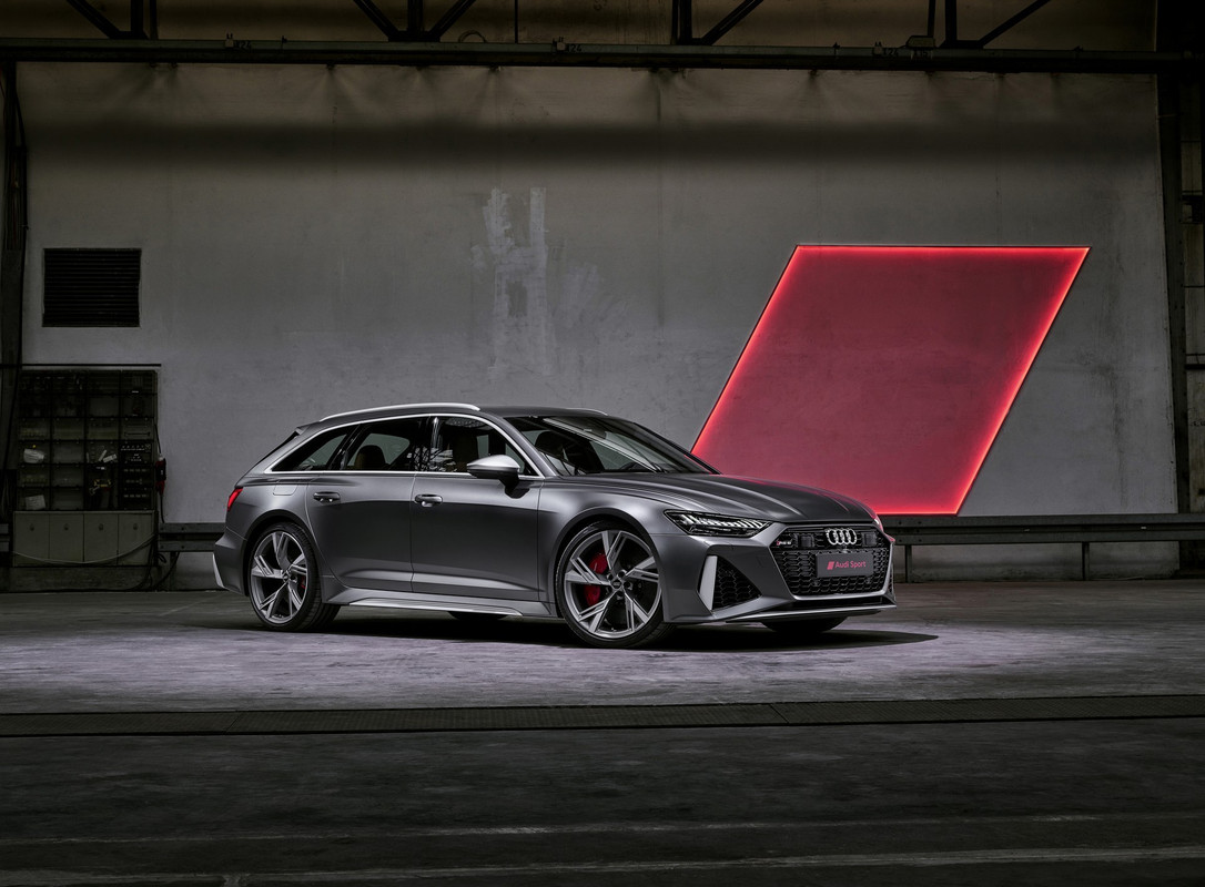 2020 Audi RS6 Avant (1)