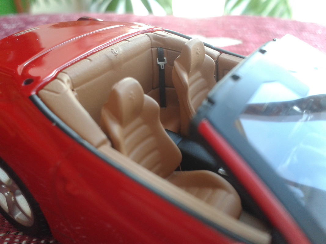 2009 Ferrari California (Hot Wheels Elite) (35)