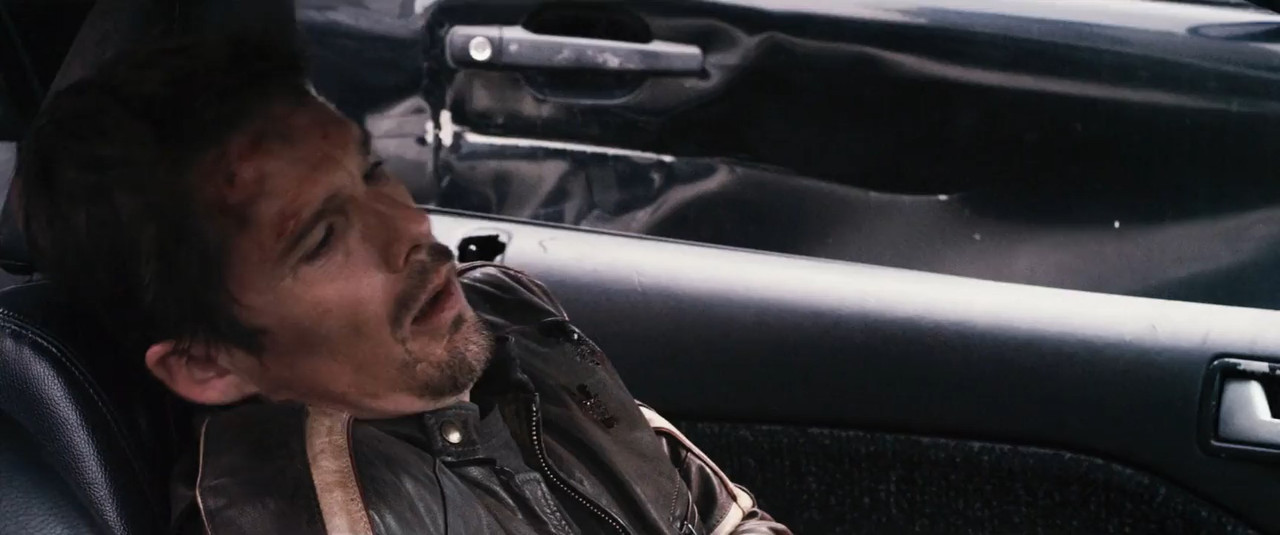 Getaway 2013 BluRay [Hindi + Tamil + English] 480p, 720p ESub Screenshot