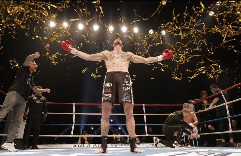 Той ли е новият Семи Шилт?