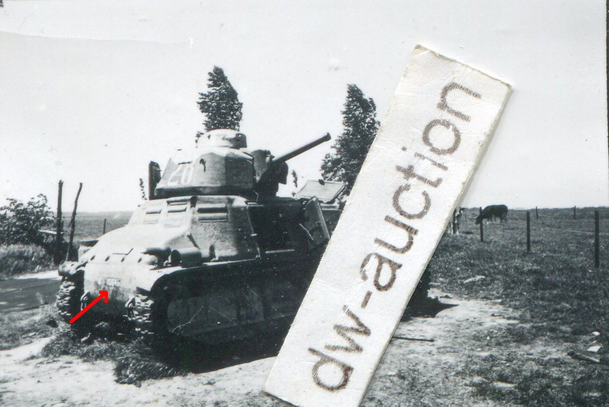 Frankreich französischer Panzer mit Kennung und 