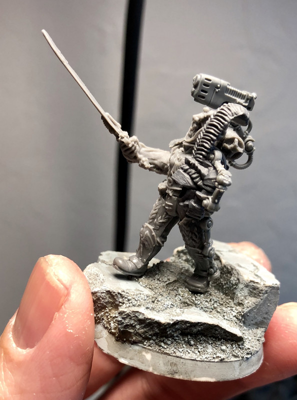 6A4B290E-DAE6-496C-B2CA-A702B1809C83