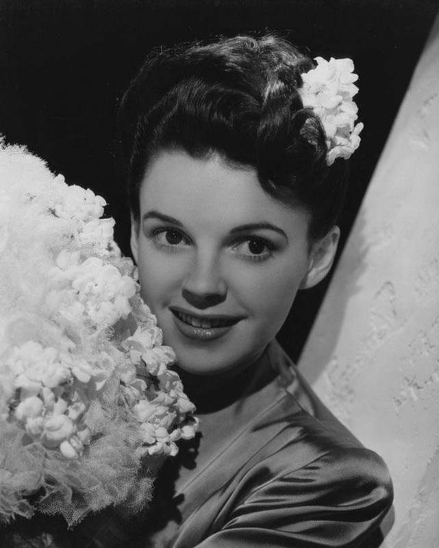 Judy_Garland_mc64