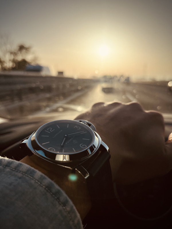 EE95E285-B7E9-4FE3-AE2A-65E164789F2C