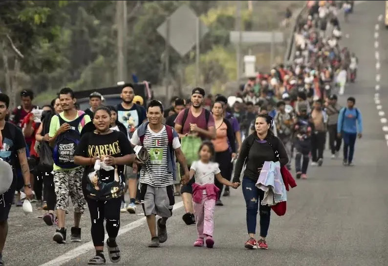 ¿Qué es la nueva medida migratoria 'Título 8'?