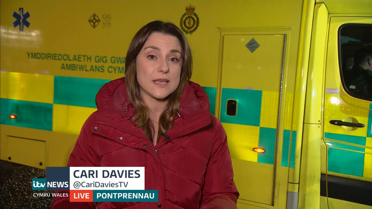 12.21 - 18.00.00 - ITV News Wales at Six..ts_snapshot_03.39.562