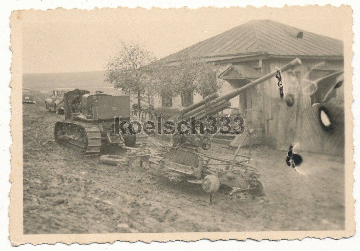 russischer Artillerie Schlepper Flak Geschütz Wr