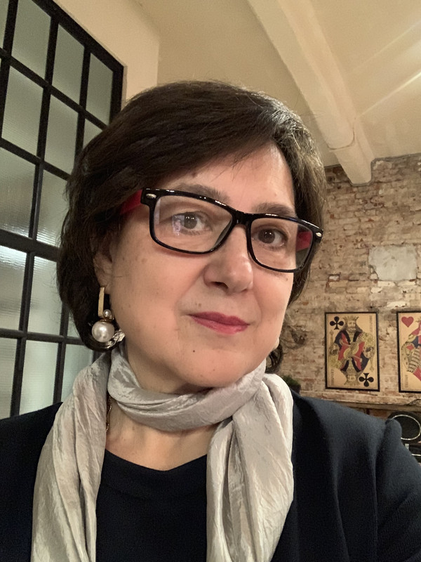 B683D181-9E18-45CB-9B4B-D0BFAEE070EA