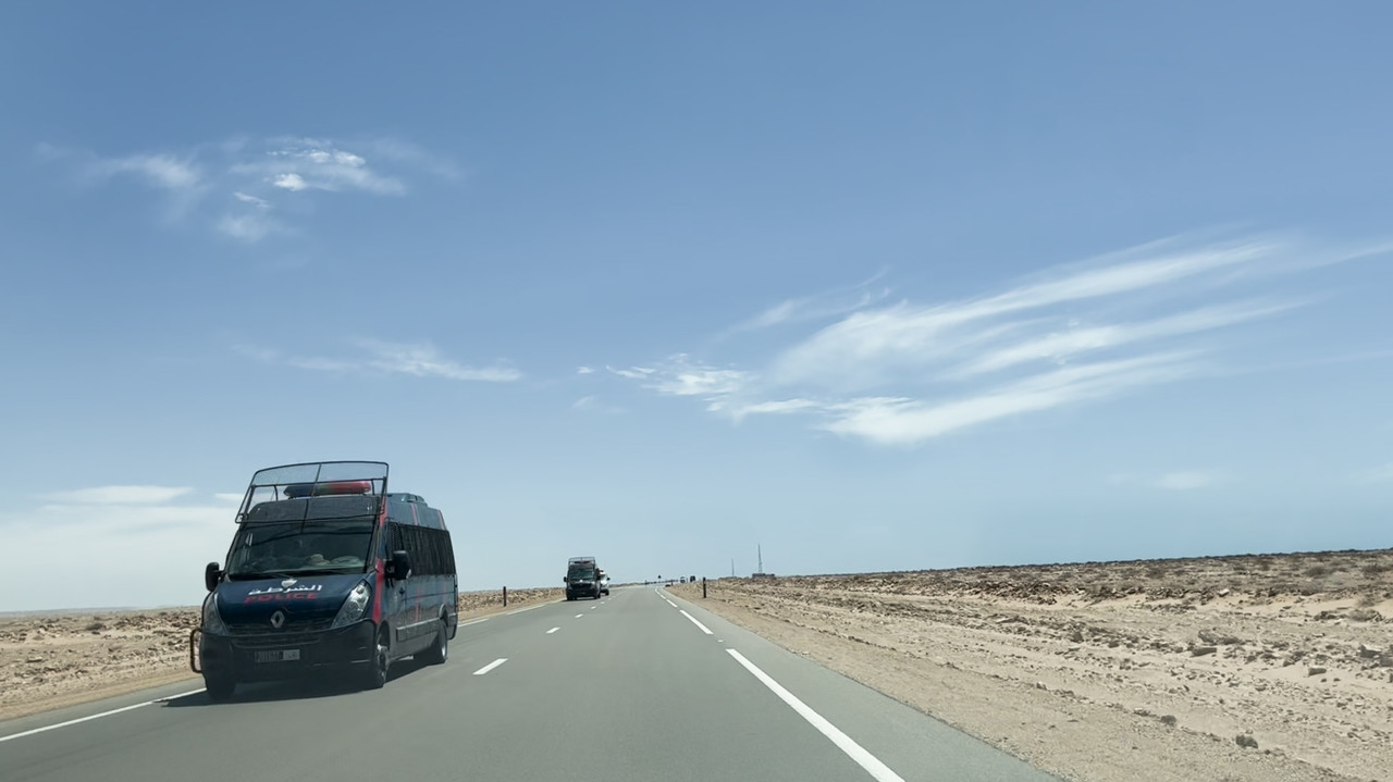 Carreteras, Gendarmería y Estaciones de Servicio - Al Sur del Sur: entre el desierto y el océano (31)
