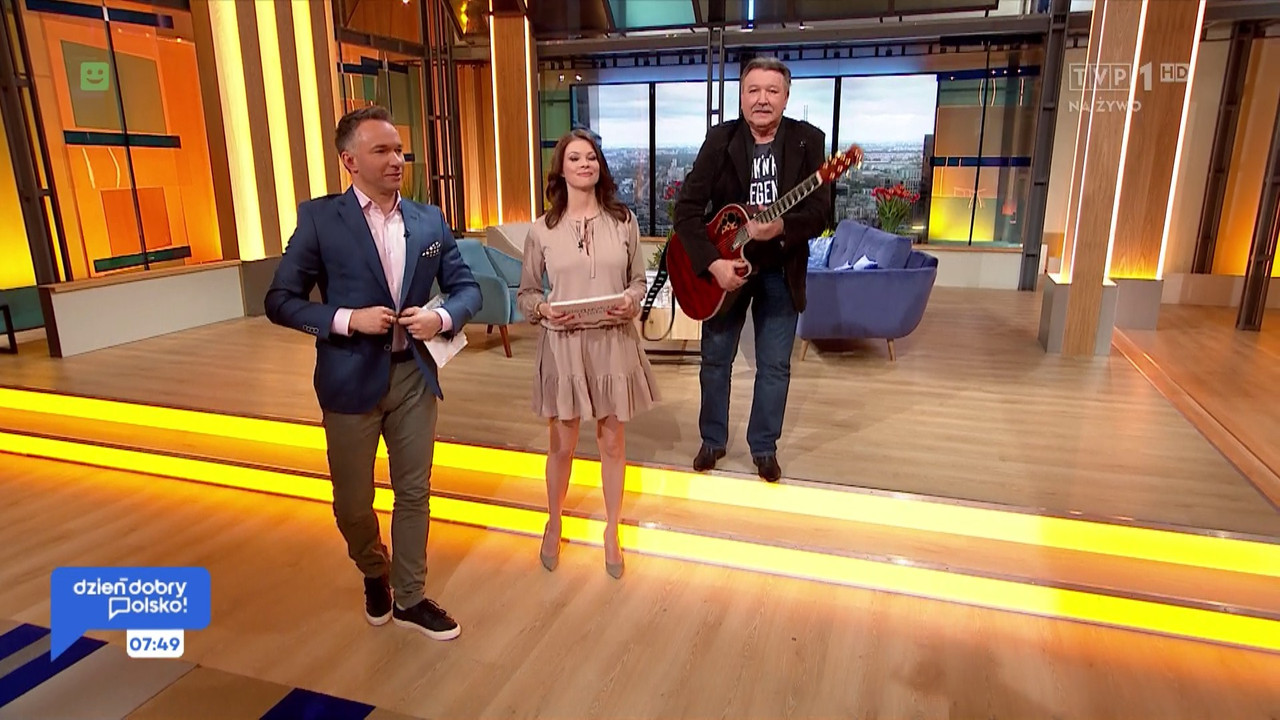 001_TVP_1_HD-09052017-0720.mts (0_10_30) 043620