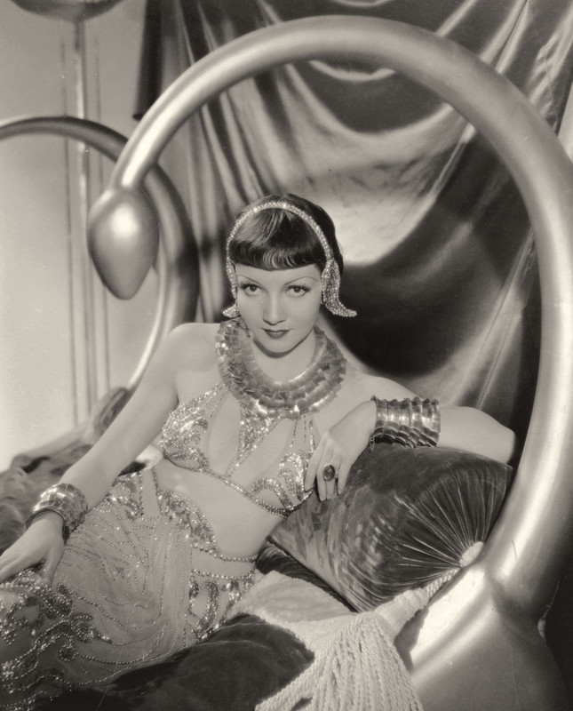 claudette_colbert_b93