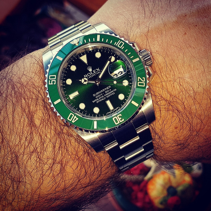 Rolex Submariner 40 mm Ref. 116610LV Aniversary Green 'Hulk' (1)