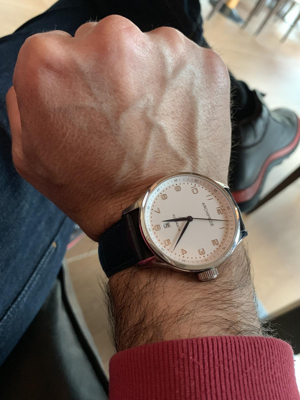 5AF83098-CC4F-4D03-9895-0512BFD4B15F