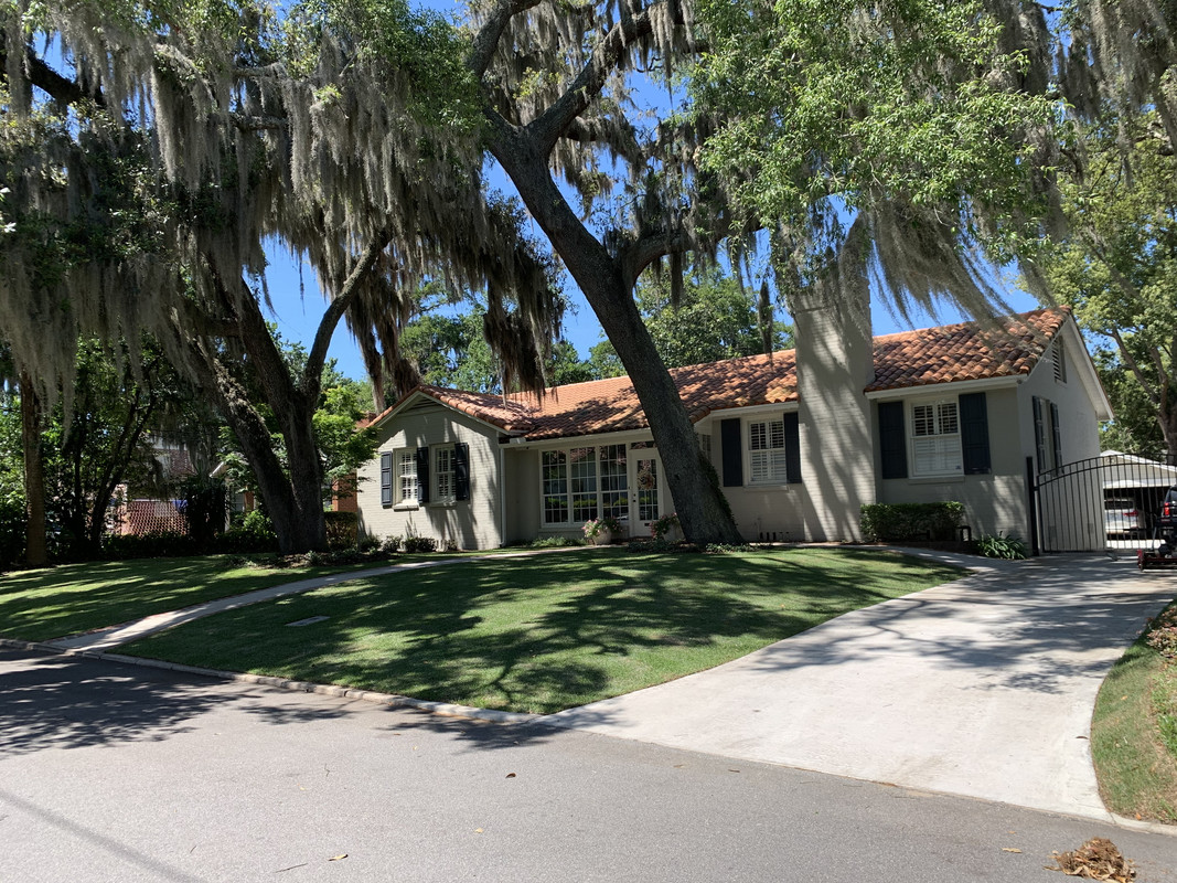 141B40F5-9D7E-4719-BA10-FFCC66F28782